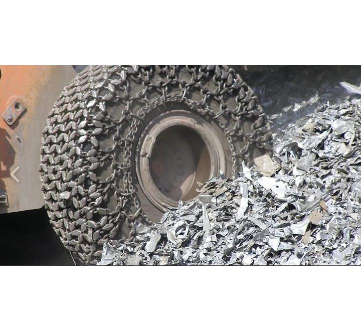 Cadenas protectoras de neumaticos para el sector construccion y minero