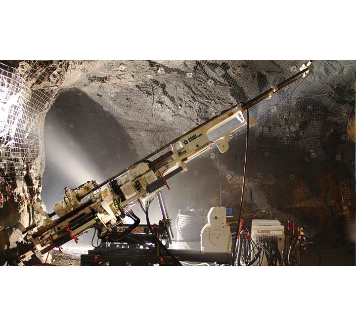 EQUIPO DE PERFORACION DIAMANTINA LM90